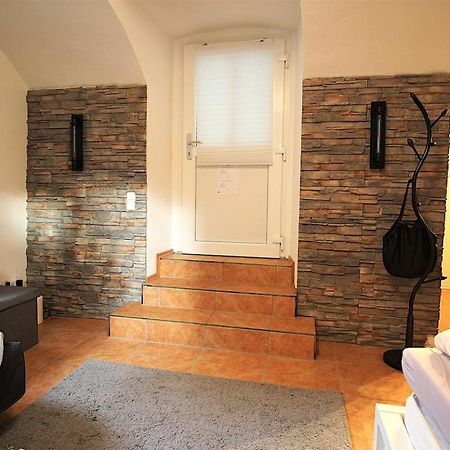 Fully Equipped Apartment Near Main Station Würzburg Esterno foto